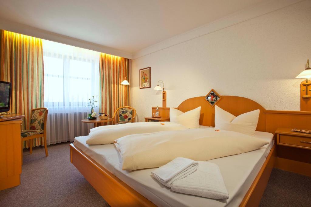 Hotel Mayerhofer Aldersbach Phòng bức ảnh